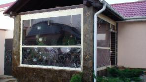 Мягкие окна - шторы ПВХ на дачи и кафе