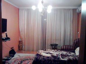Продам 2-комнатную квартиру в Симферополе