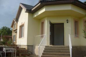 Продам дом в элитном поселке Черногорье