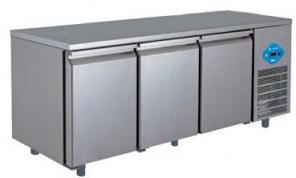 продам холодильный стол DESMON ITSM3