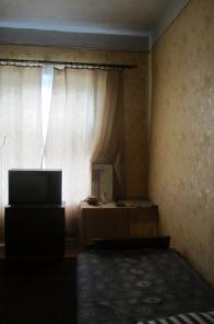 Продается однокомнатная квартира по адресу Кировский район, г. Старый Крым по улице Водохранилище