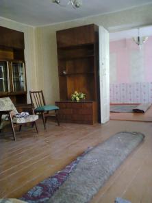 Сдам 3-комнатную  квартиру в Симферополе