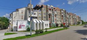 Продается просторная двухкомнатная квартира в центре Симферополя, ул. Караимская, 9.